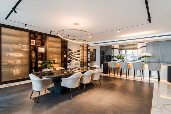 Fully Upgraded Penthouse with Stunning Sea Views, picture 8
