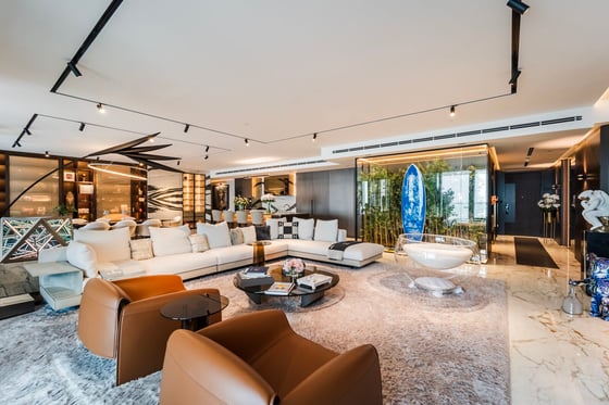 Fully Upgraded Penthouse with Stunning Sea Views, picture 3