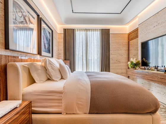 Luxuriously Upgraded Apartment in Downtown Dubai, picture 17