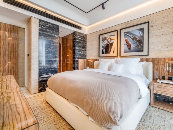 Luxuriously Upgraded Apartment in Downtown Dubai, picture 15