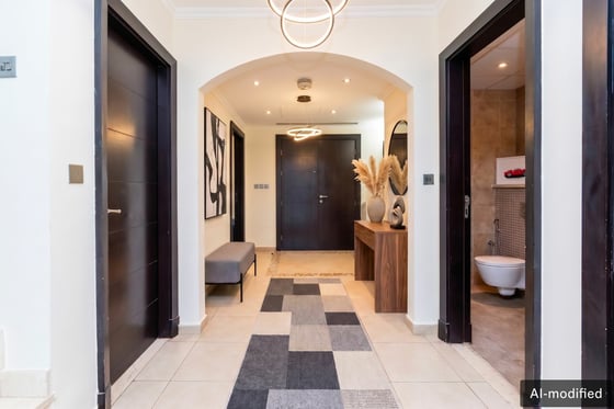 EXCLUSIVE | 4 Bedroom Large | Motivated Seller, picture 3