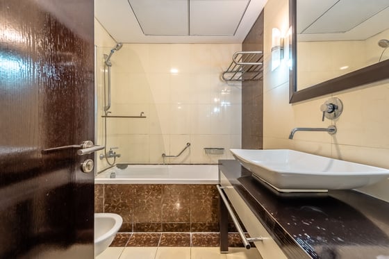 Spacious | Marina View | Vastu | Vacant., picture 12