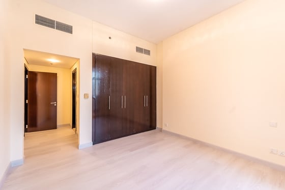 Spacious | Marina View | Vastu | Vacant., picture 9