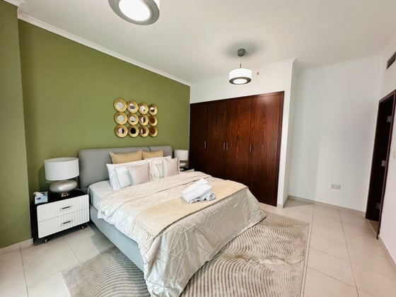 Fully Furnished | Mid Floor | Bright Unit, picture 8