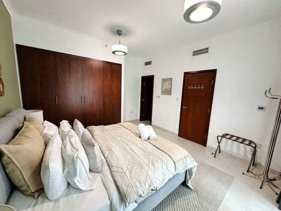 Fully Furnished | Mid Floor | Bright Unit, picture 9