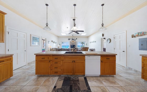 Da Villa - Beachfront Bliss, 8 Breeze Away Estates - MLS 68413, picture 3