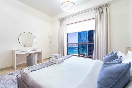 Vacant | Fully Furnished | Partial Sea View, picture 6