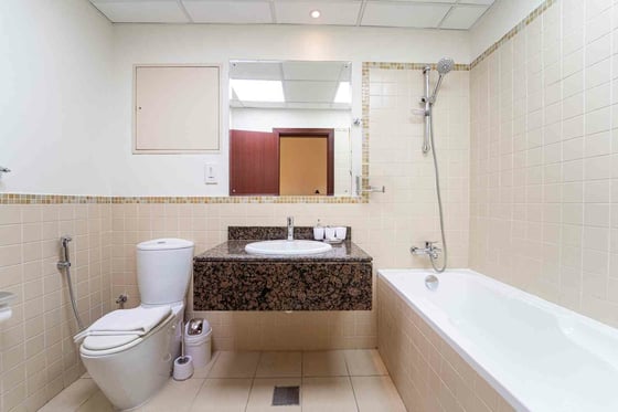 Vacant | Fully Furnished | Partial Sea View, picture 15