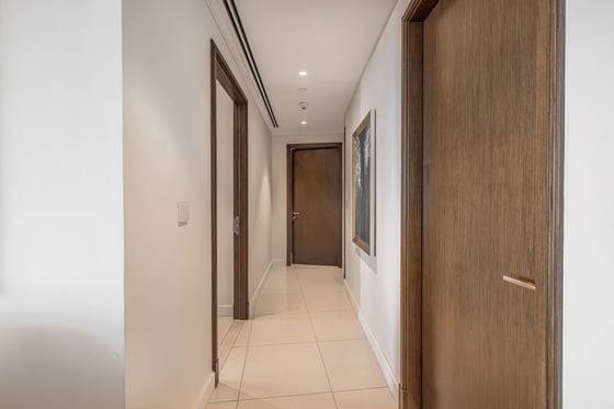 Luxury Living | Spacious | Fountain & Burj Views, picture 19