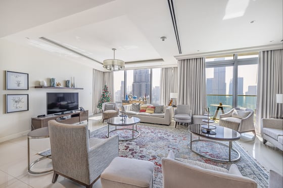 Luxury Living | Spacious | Fountain & Burj Views, picture 2