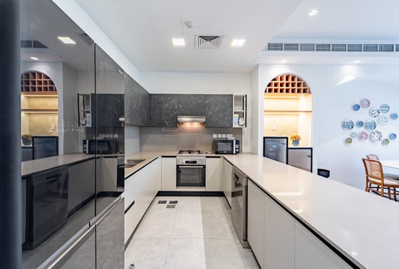 Fully Furnished | Spacious | Modern....., picture 8