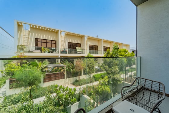 Fully Furnished | Spacious | Modern....., picture 2