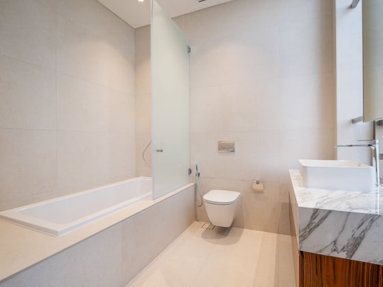 Prestigious Waterfront Apartment in Business Bay, picture 18