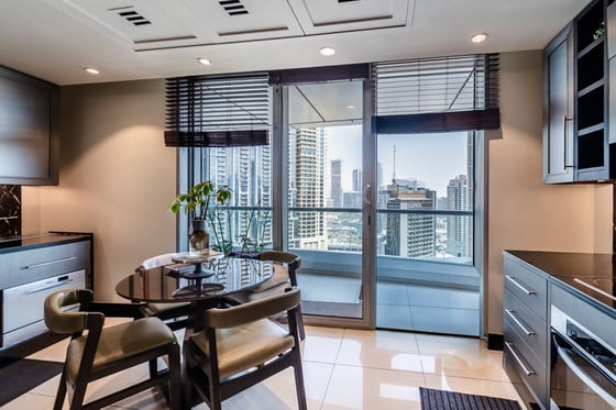 Burj Khalifa View | Partially Upgraded |  VOT, picture 8