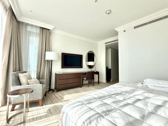 Burj and Fountain View | Mid Floor | Vacant, picture 13