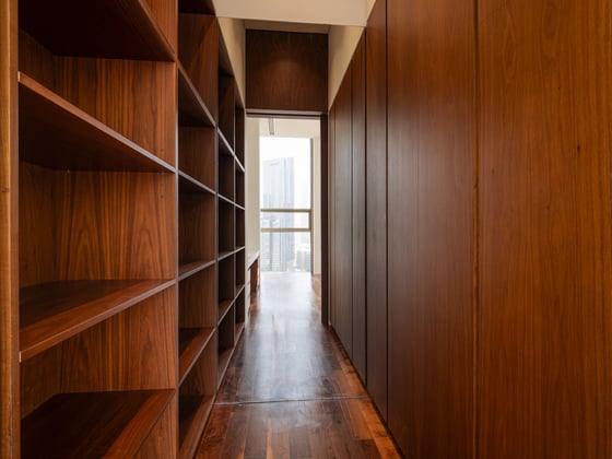 Refined Waterfront Apartment in Business Bay, picture 13