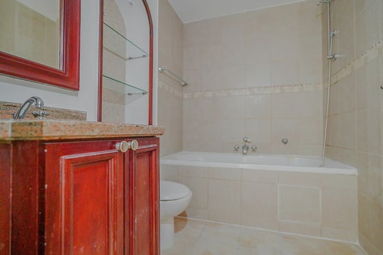 Spacious Unit | Burj Khalifa View | Rented, picture 6