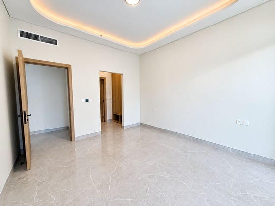 Premium | Vacant | Larger Layout........, picture 5