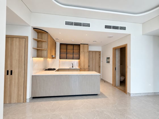 Premium | Vacant | Larger Layout........, picture 2