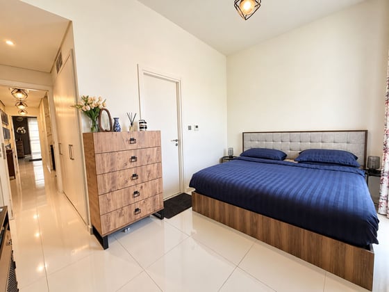 Upgraded Kitchen | Landscaped Gardens | Vacant on Transfer, picture 10