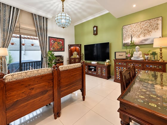 Upgraded Kitchen | Landscaped Gardens | Vacant on Transfer, picture 4