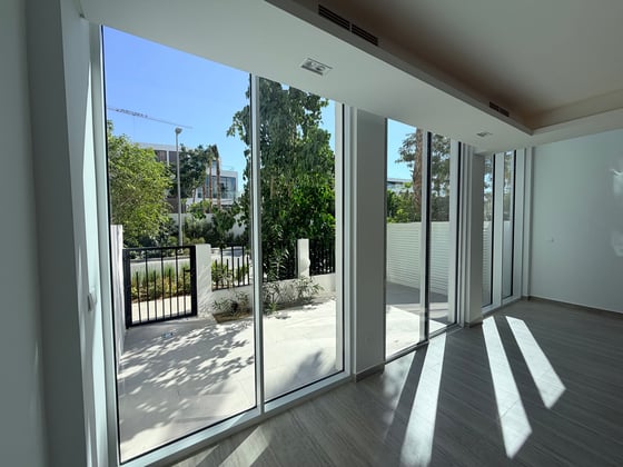 Single Row | 4-Bdr + M | Brand New Ready to Move, picture 11