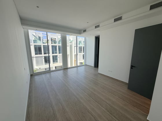 Single Row | 4-Bdr + M | Brand New Ready to Move, picture 12