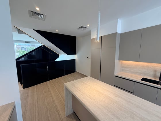 Single Row | 4-Bdr + M | Brand New Ready to Move, picture 8