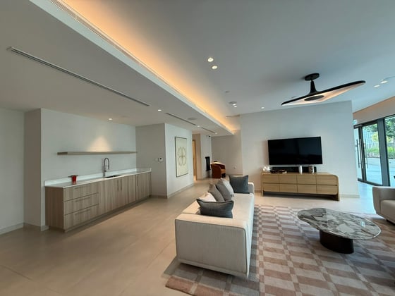 Exclusive | High Floor | Pool & Park Views, picture 16