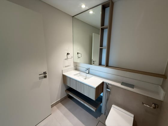 Exclusive | High Floor | Pool & Park Views, picture 15
