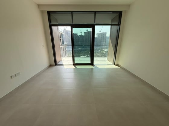 Exclusive | High Floor | Pool & Park Views, picture 5