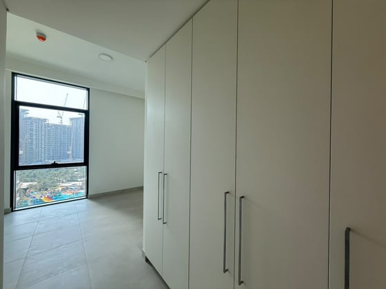 Exclusive | High Floor | Pool & Park Views, picture 12