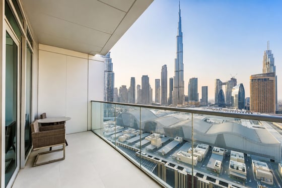Burj Khalifa View | Luxurious | Dubai Mall Access, picture 1