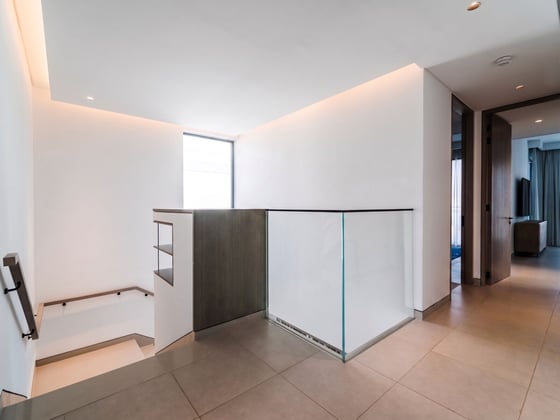 Luxury Corner Villa | Upgraded | Smart Home & Pool, picture 7
