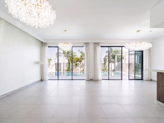 Luxury Corner Villa | Upgraded | Smart Home & Pool, picture 3