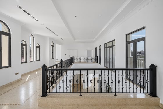 Beachfront Living | Stunning Views | Vacant, picture 6