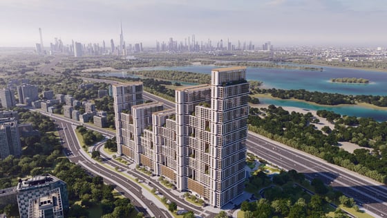 Rare 3-bed duplex with golf and city views in Ras Al Khor, picture 1