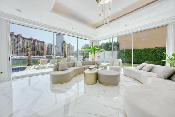 Upgraded | Burj Al Arab View | Luxury Living, picture 2