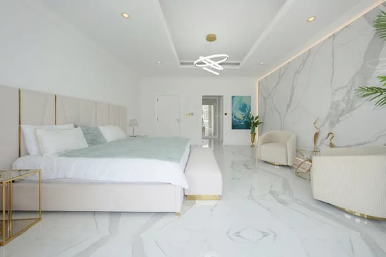 Upgraded | Burj Al Arab View | Luxury Living, picture 9