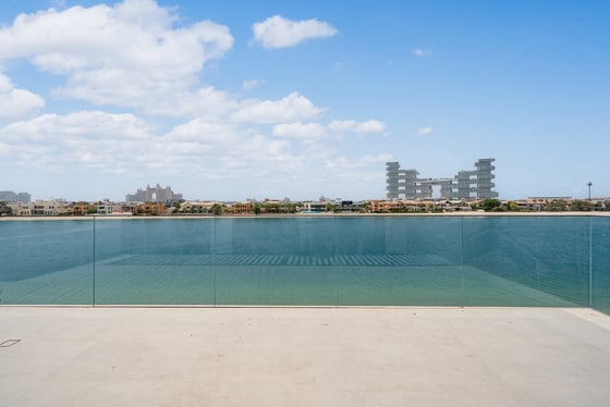 Triple Storey | Fully Renovated | Prime Location, picture 17
