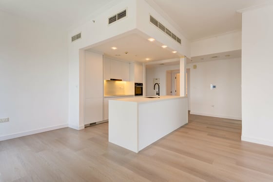 Burj View | High Floor | Upgraded......., picture 5