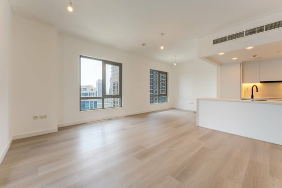 Burj View | High Floor | Upgraded......., picture 6