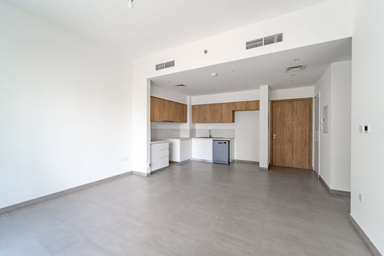 Vacant | Spacious Apartment | View Today, picture 6