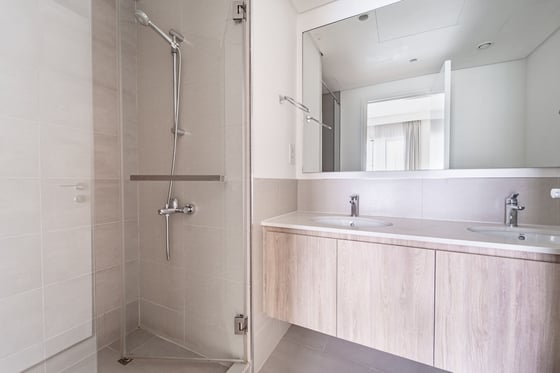 Vacant | Spacious Apartment | View Today, picture 13