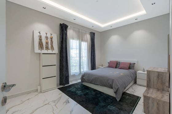 A beautifully decked-out 4-bedroom villa in Meadows 1, picture 9