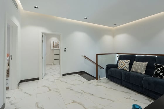 A beautifully decked-out 4-bedroom villa in Meadows 1, picture 15