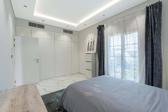 A beautifully decked-out 4-bedroom villa in Meadows 1, picture 10