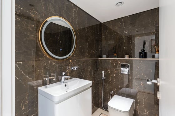 A beautifully decked-out 4-bedroom villa in Meadows 1, picture 7