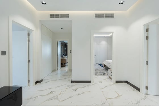 A beautifully decked-out 4-bedroom villa in Meadows 1, picture 16