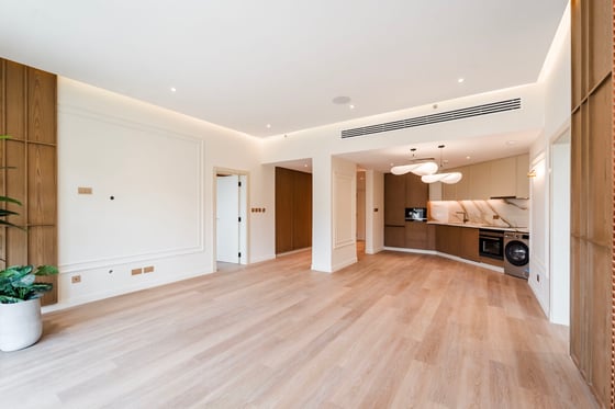 Fully Renovated | High Floor | Vacant..., picture 2